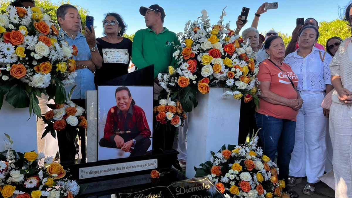 Lili Díaz recordó a Diomedes Díaz con la canción ‘Hija’, a 12 años de su partida quintopoder.com.co/lili-diaz-reco…