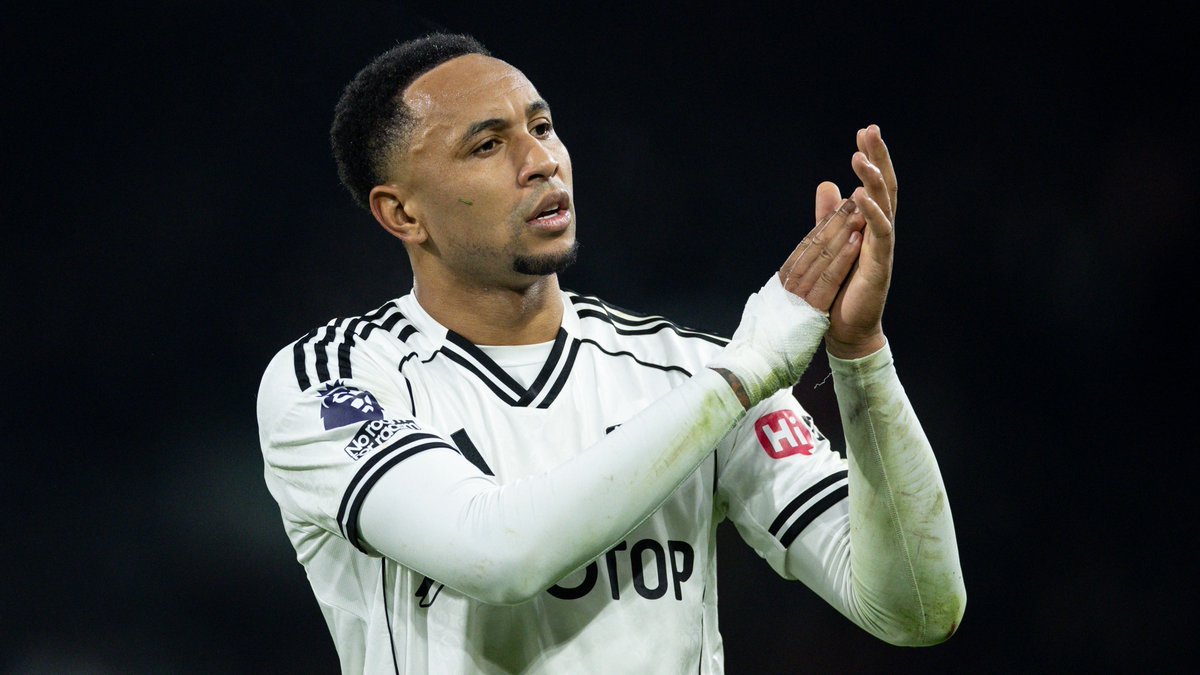 Cottage nights at Christmastime. 🎄🤍