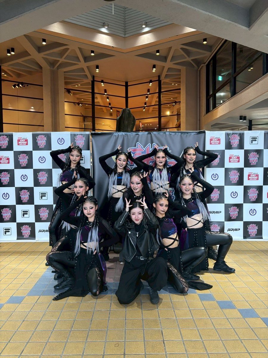 kumedance's tweet photo. 12月21日に行われた「高校ストリートダンス選手権2026予選第一回大会」に出場させていただきました！
今回結果を残すことは出来ませんでしたが、１年生にとって次の大会に繋がるとても良い経験になりました。
沢山の応援ありがとうございました！ https://t.co/lEZom0TPwU