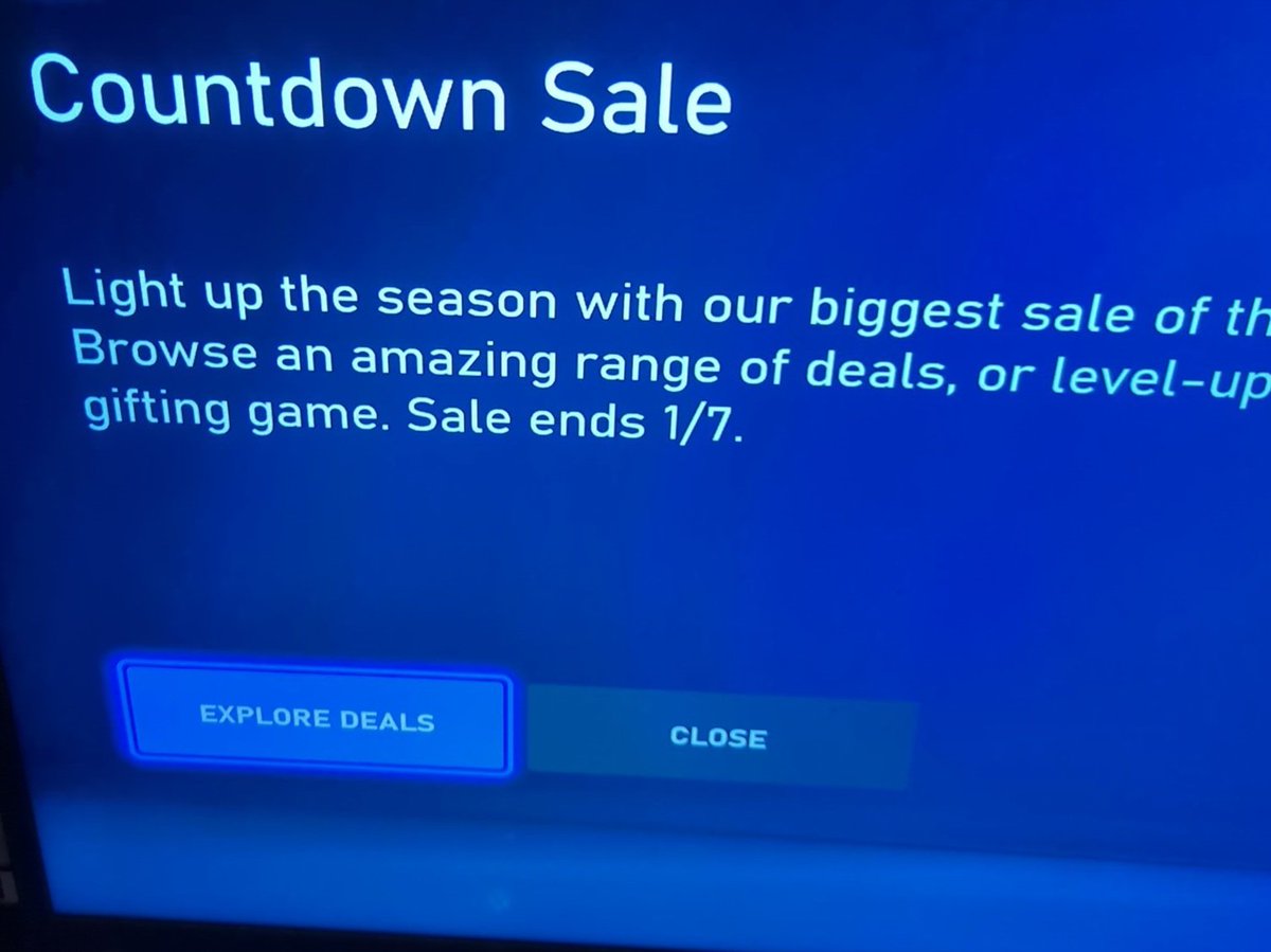 mrobbeloth's tweet photo. @Xbox isn't enough that I bought a console and a number of games over its lifetime. I don't appreciate having advertisements on devices that I have paid for in full. Don't do this. #antipatterns https://t.co/gFT8NDtmz0