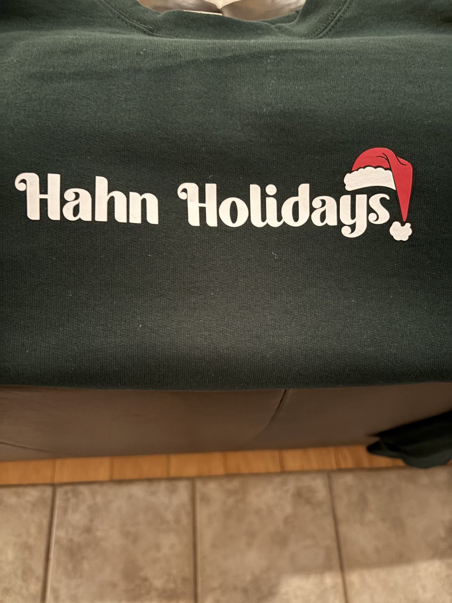 Chris Hahn tweet media