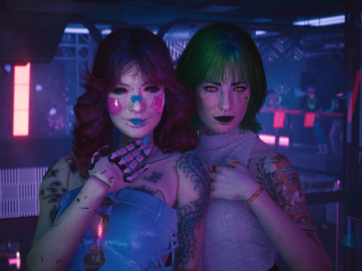 my lil guys met someone 😊
<a href="/bubba_irI/">bubba</a> -