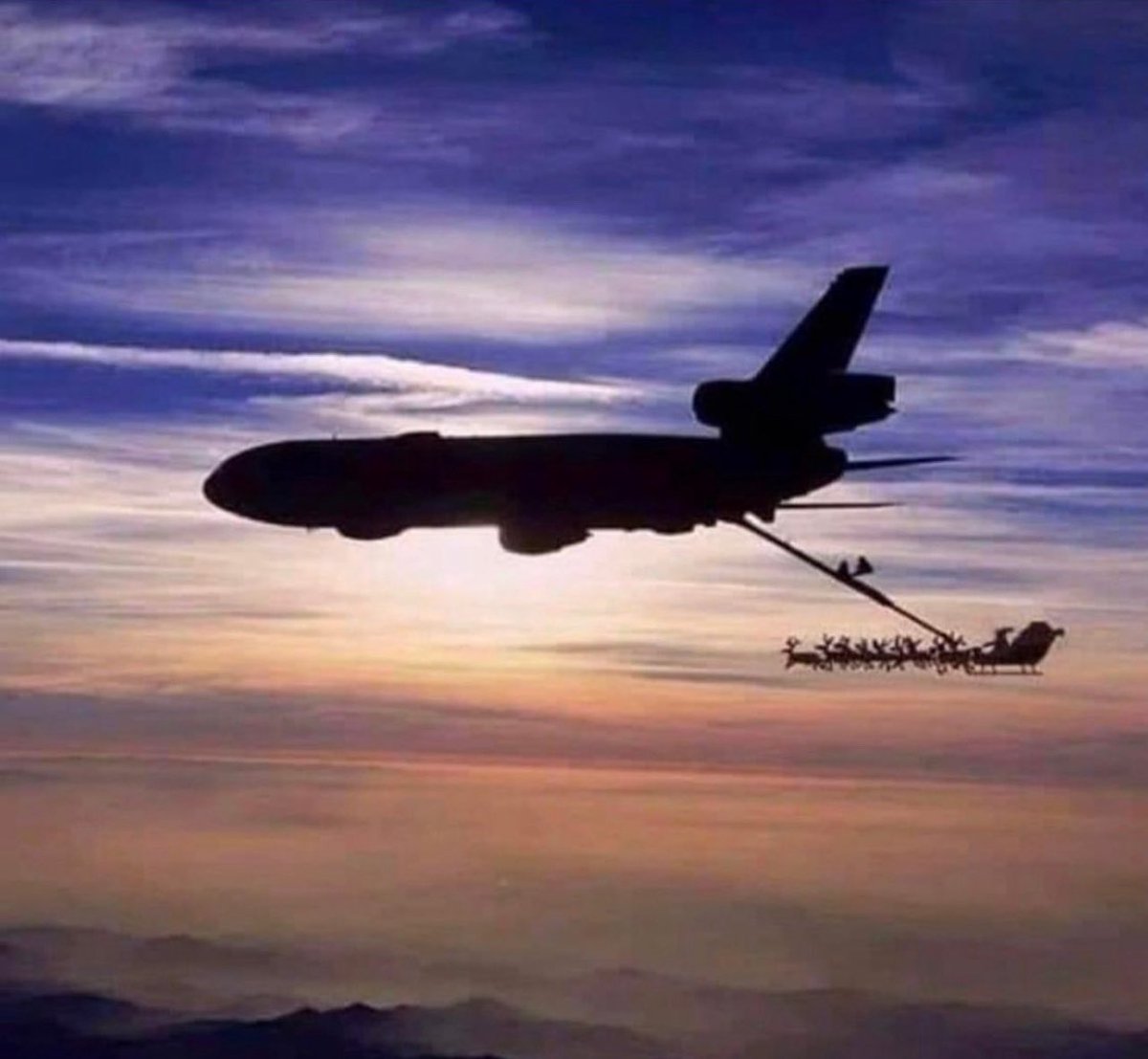 It’s almost that time. Just a few more days until NORAD tracks Santa.