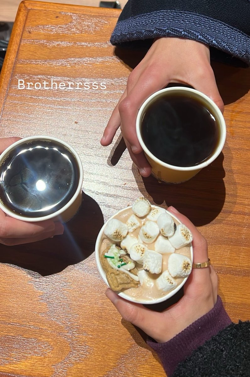 "اطلعي فوق
دايمًا اطلعي فوق
طوري من نفسك
قابلي الله وأنتي في افضل مستوى انساني"
مكاسب هذي الليلة وافرة واصيلة وسماوية🩵