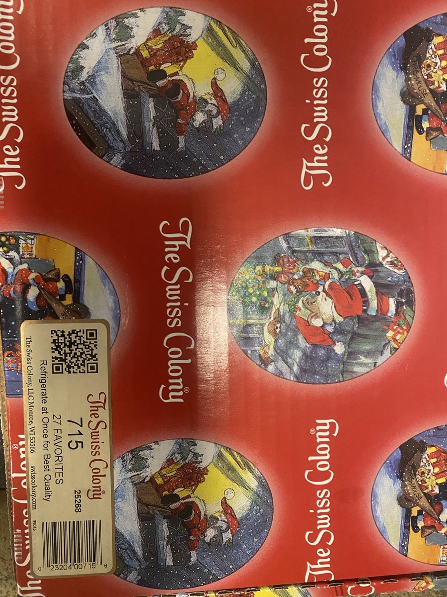 Somicom's tweet image. Best day ever when your mom discovers on her own that the Swiss Colony stuff she’s been sending out for years is Demonic shit from Hell with monosodium glutamate, sodium nitrate, and Lord knows what else …God bless her for realizing it on her own, Love You Mom