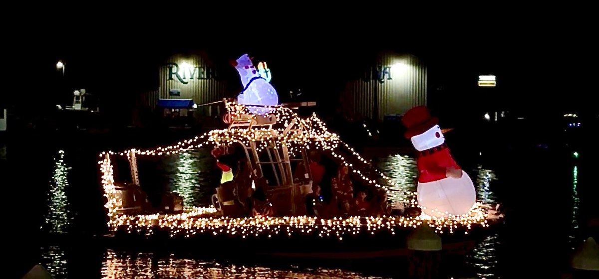 Out with Rick: Holiday Boat Parade at Homosassa Springs, Florida.  December 13, 2025.

Drops today 12/22/25 at 5 pm.
Link: youtu.be/FXYME2D-mcs