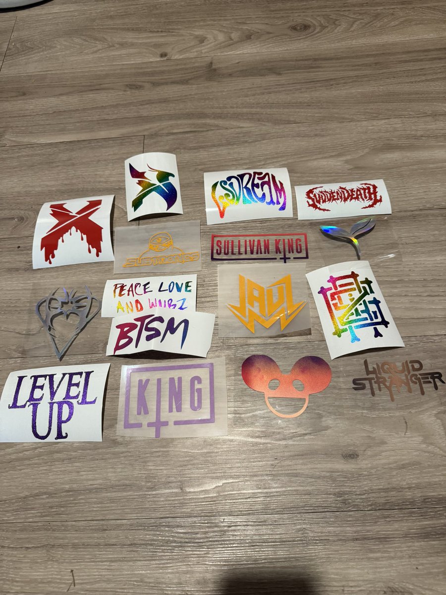 tropical waves 🏳️‍🌈 tweet media