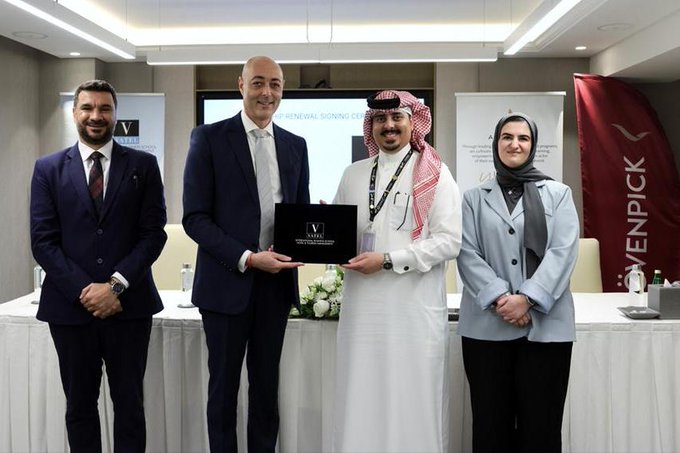 فاتيل البحرين تعزز شراكتها مع فندق موفنبيك للارتقاء بكوادر قطاع الضيافة #فنادق 