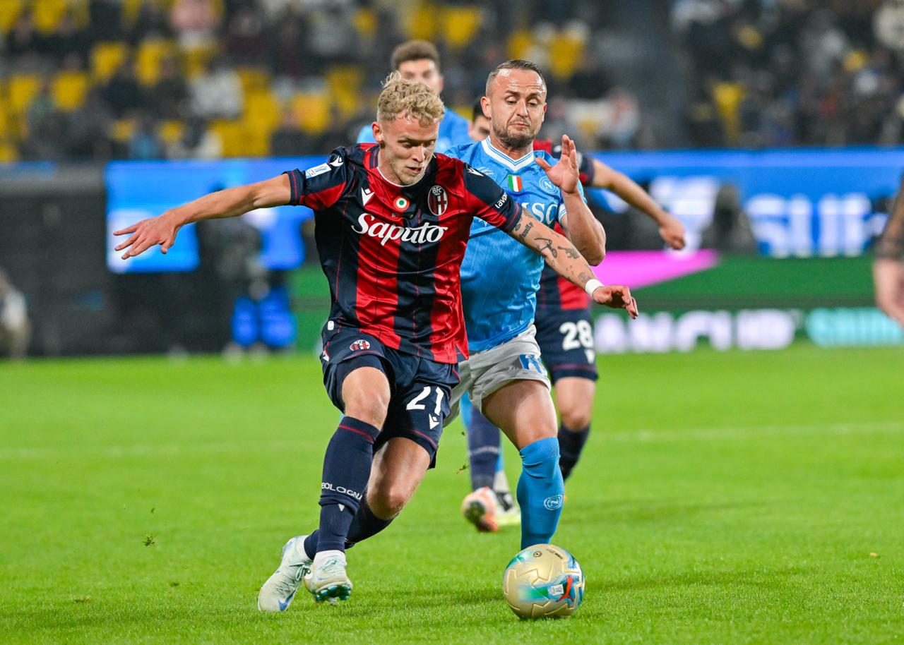 صور الشوط الأول لمواجهة نابولي وبولونيا في نهائي كأس السوبر الإيطالي 2025. #السوبر_الإيطالي_بالرياض 