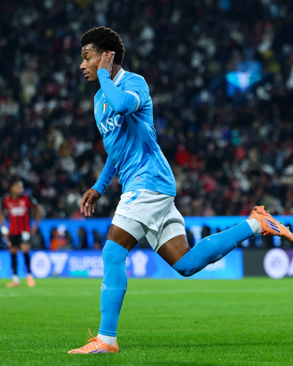 David Neres in the Supercoppa Italiana:

⚽️⚽️ in the final vs. Bologna
⚽️ in the semifinal vs. Milan

Big-time performances 👏