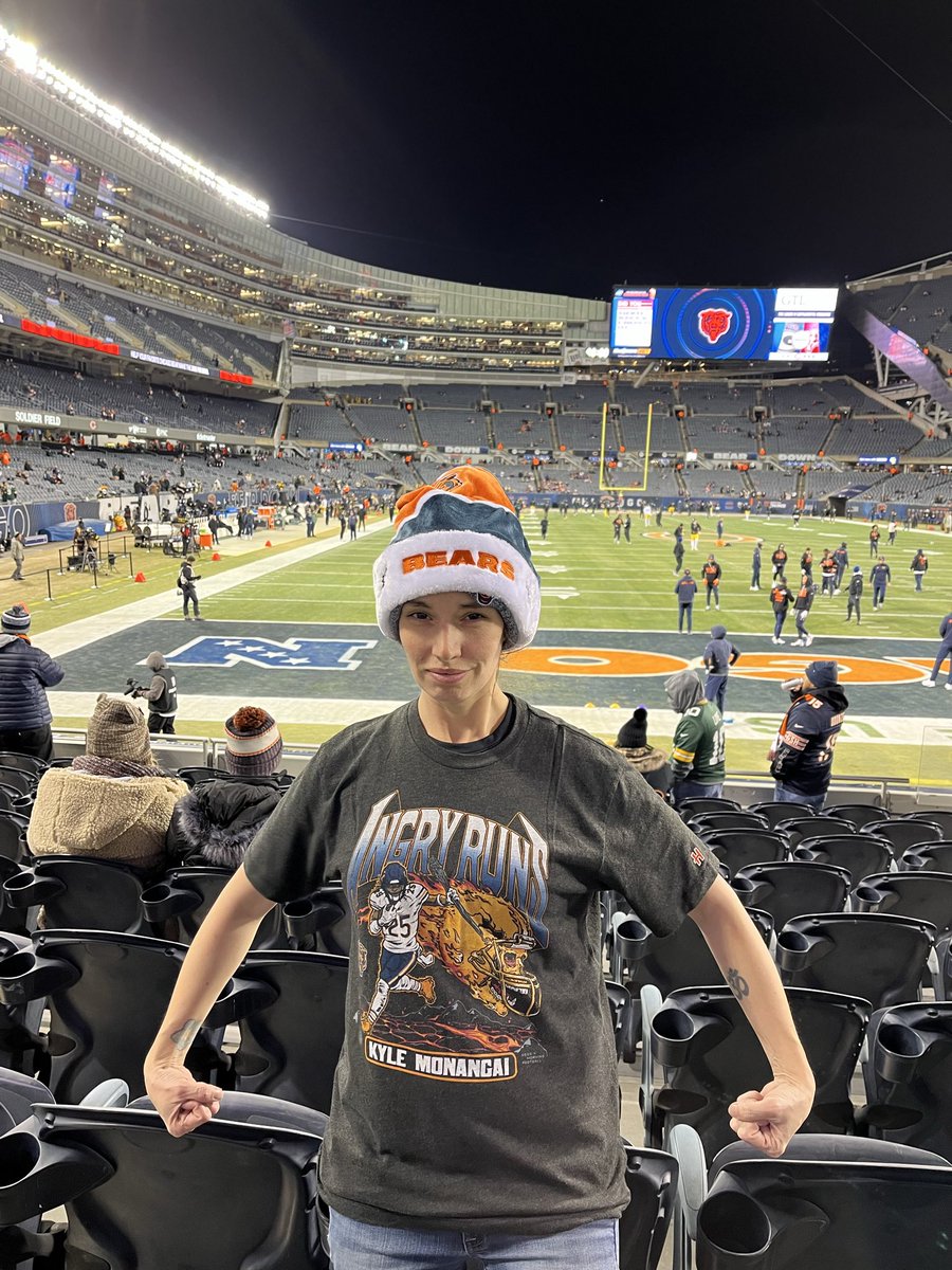 moey8490's tweet photo. @KyleBrandt @gmfb Travel all the way from Wyoming to represent! #angryruns #angrywin https://t.co/RQFVYRWCgz