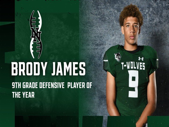 Both of these accomplishments took so much dedication and sacrifice that I’m so proud of!! I have a WR of the Year <a href="/MasonJames_1/">Mason James✞</a> and a Defensive player of the Year <a href="/brody_james26/">Brody James</a> ! I just keep feeding them all the groceries!! ⭐️