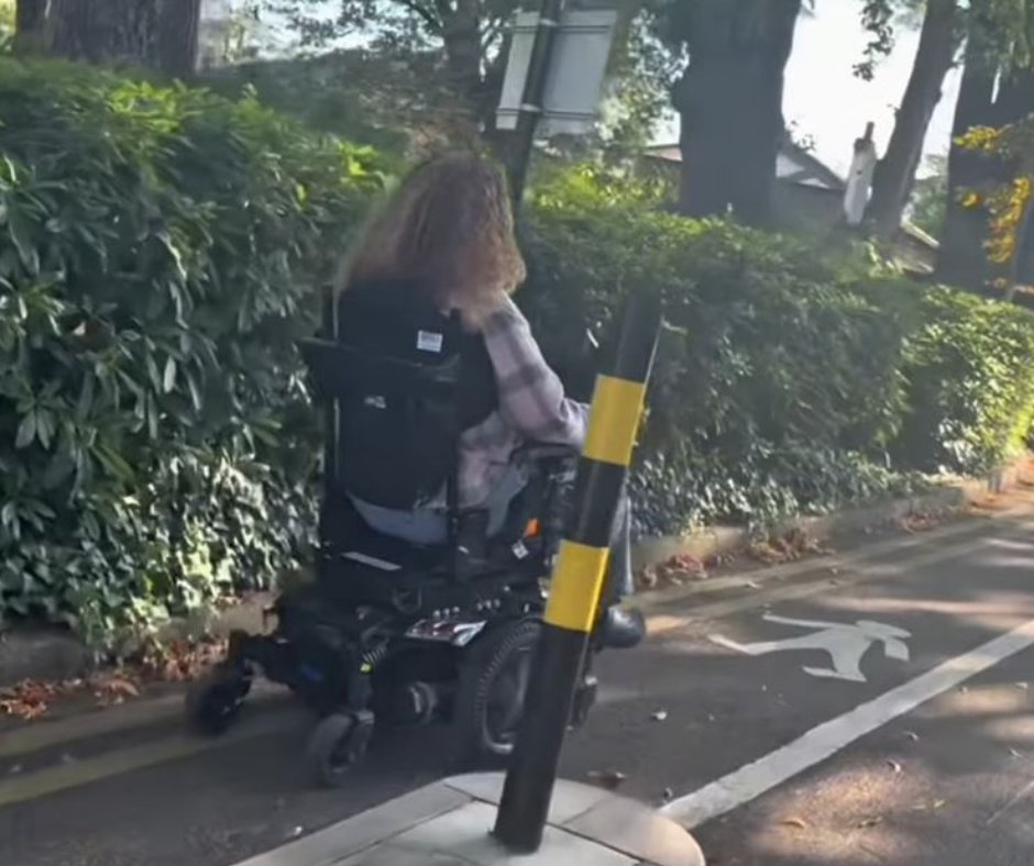 SPINALpedia's tweet image. Francesca, a student with muscular dystrophy from the UK, is frustrated with a lack of accessibility. "As a medical student with Muscular Dystrophy, I’m tired of accessibility being 'hard.'" 

spinalpedia.com/community/vide…

#UK #disabilityadvocacy #accessibility