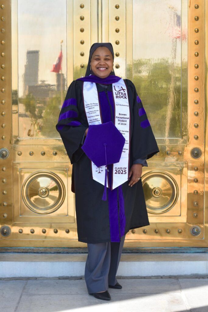 OfficialNOI's tweet image. From tears to triumph: Muslim mother of eight, graduates from law school
new.finalcall.com/2025/12/22/fro… via @TheFinalCall