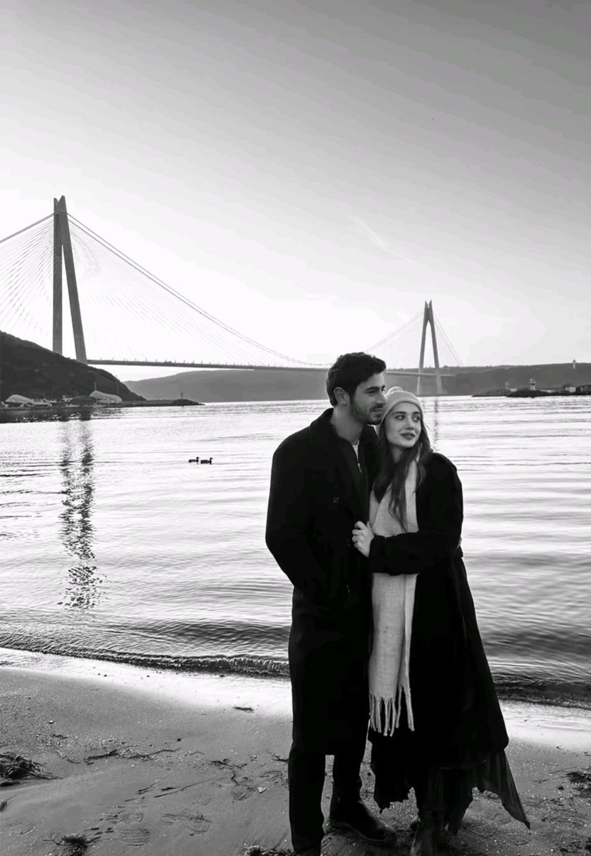 As if they're a real life couples fr 💌
#Arafta #MerTeş