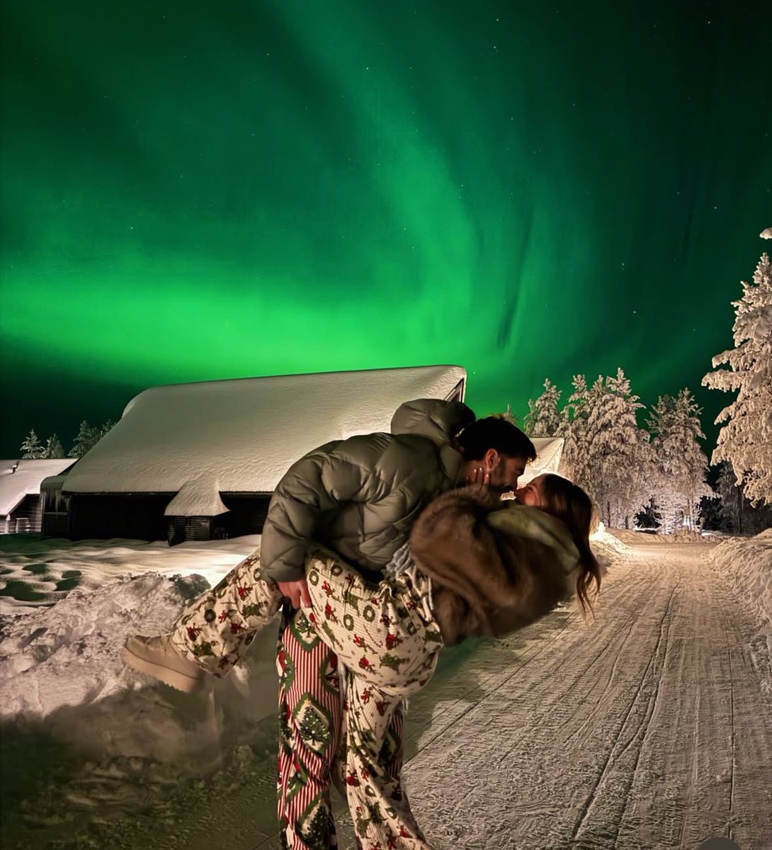 deityofnightt's tweet image. 