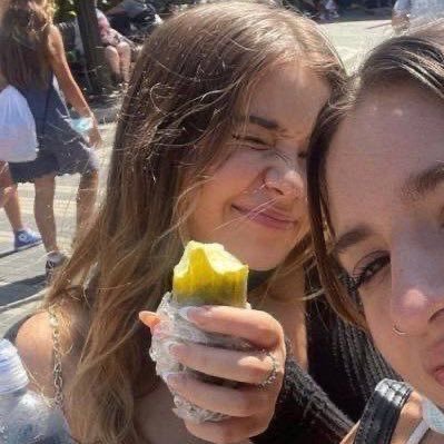 ☆ moranguete estrábico tweet media