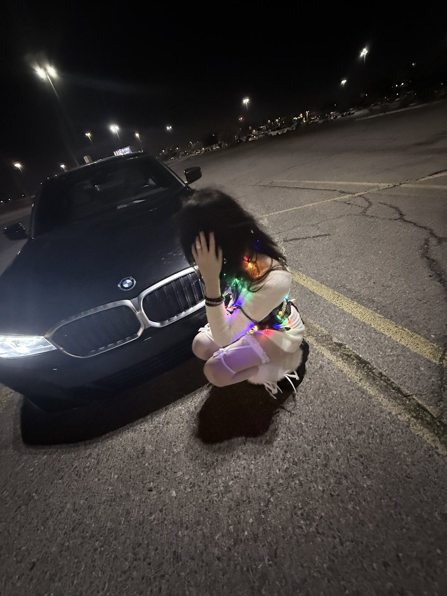 messysh_'s tweet photo. tis the season 😛 https://t.co/3niiMFNEV1