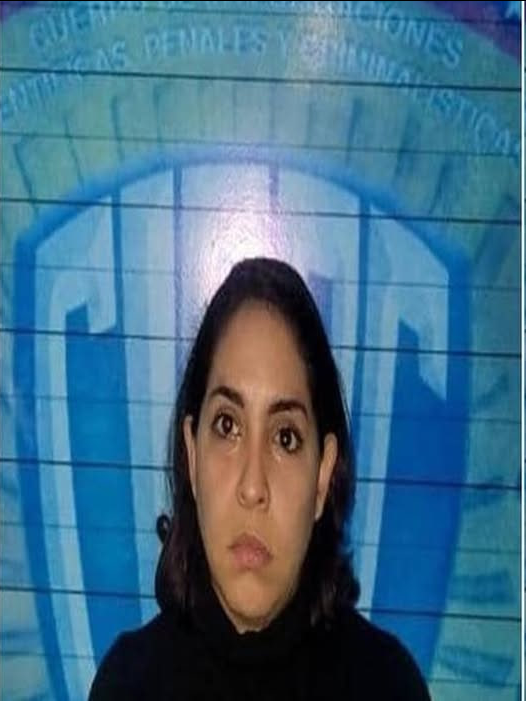 Leomar García de 30 años, fue detenida por el Cicpc en una quinta en Colinas de Bello Monte, Caracas, luego que por una discusión por gastos del hogar y cuidados de su hija, con su ex pareja de 42 años le arrojara agua hirviendo de una olla.
El hombre perdió la visión por un ojo.