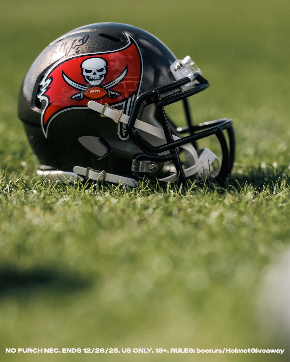 Buccaneers's tweet image. Our gift to you 🎁

Repost, like and follow for a chance to win this signed @bakermayfield mini helmet!

AND every repost is a #WPMOYChallenge vote 🗳️
