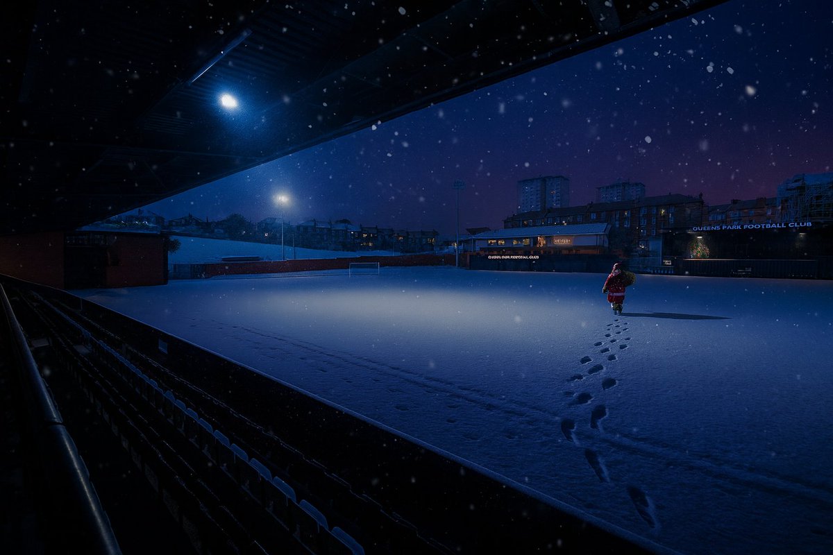 queensparkfc's tweet image. 🎅👀