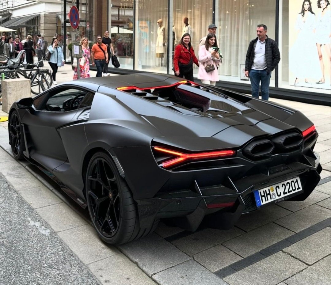 𝑫𝒂𝒊𝒍𝒚𝑳𝒂𝒎𝒃𝒐𝒓𝒈𝒉𝒊𝒏𝒊🐃™ (@dailylambotm) on Twitter photo 