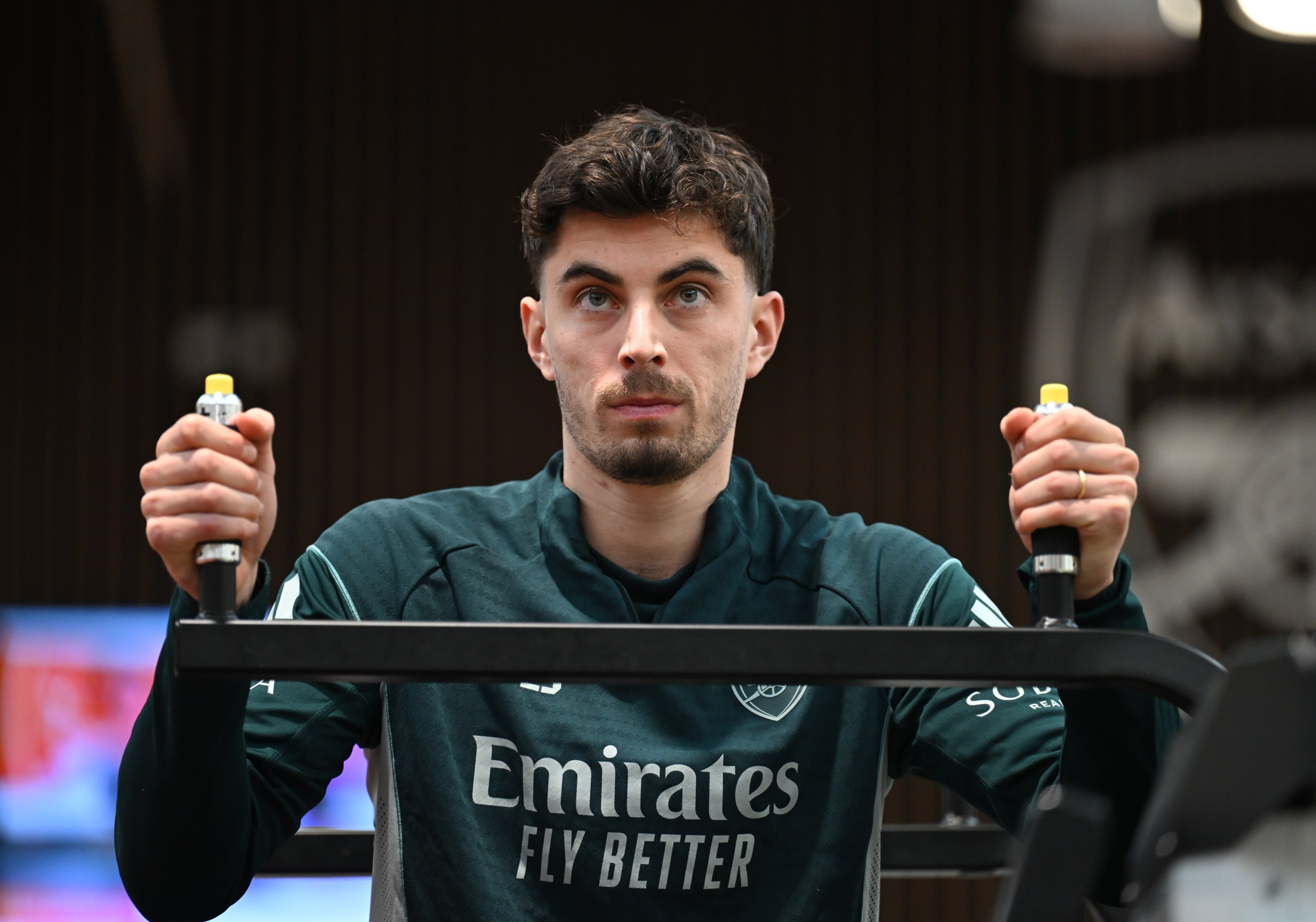 G8zJj14WAAIj1OA?format=jpg&name=4096x409