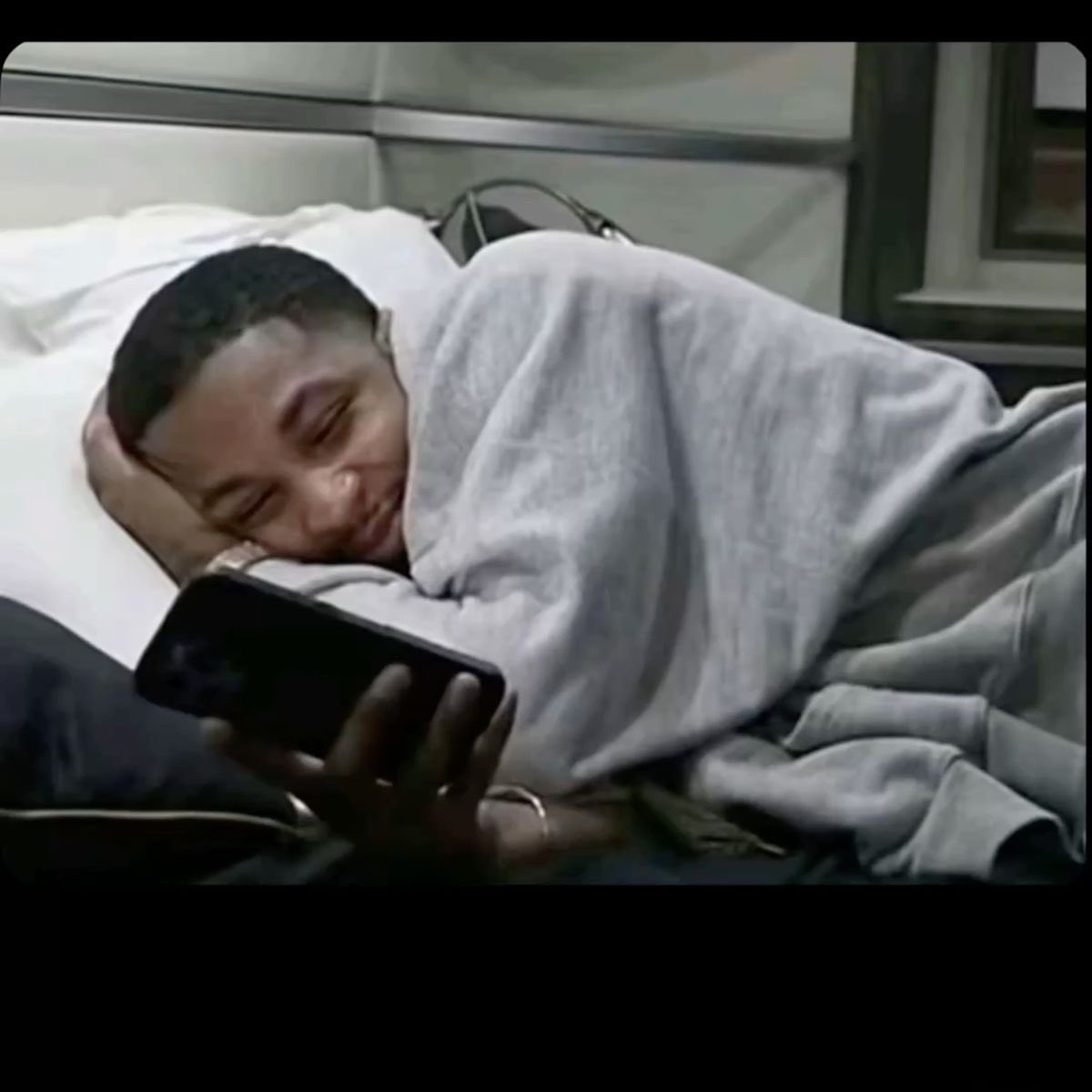 J’suis mooortt le cm de <a href="/BloisFootball41/">Blois Football 41</a> m’a unfollow 😂😂

Tia la haine hein hehe