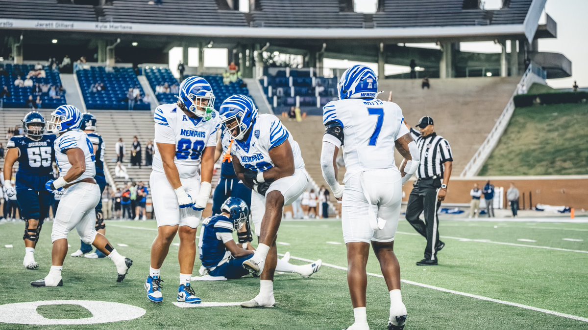 Pooda Walker 🦍 tweet media