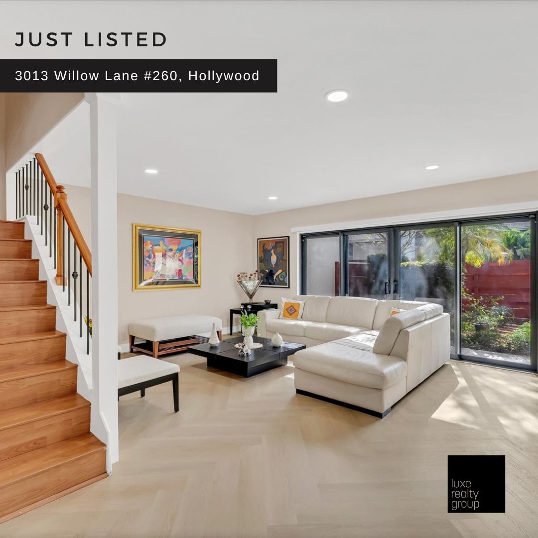 LuxeRG's tweet photo. just L I S T E D
3013 Willow Lane #260
Hollywood
3 🛏️ | 2.5 🛁 | 1,640 SF
Offered for $535,000
Seller represented by Lisa Yanowitz
#HollywoodHomes
#HollywoodTownhome
#EmeraldHills
#LakesofEmeraldHills
#HollywoodFlorida
#SouthFloridaRealEstate
#JustListedHollywoodFlorida https://t.co/vyTD867562