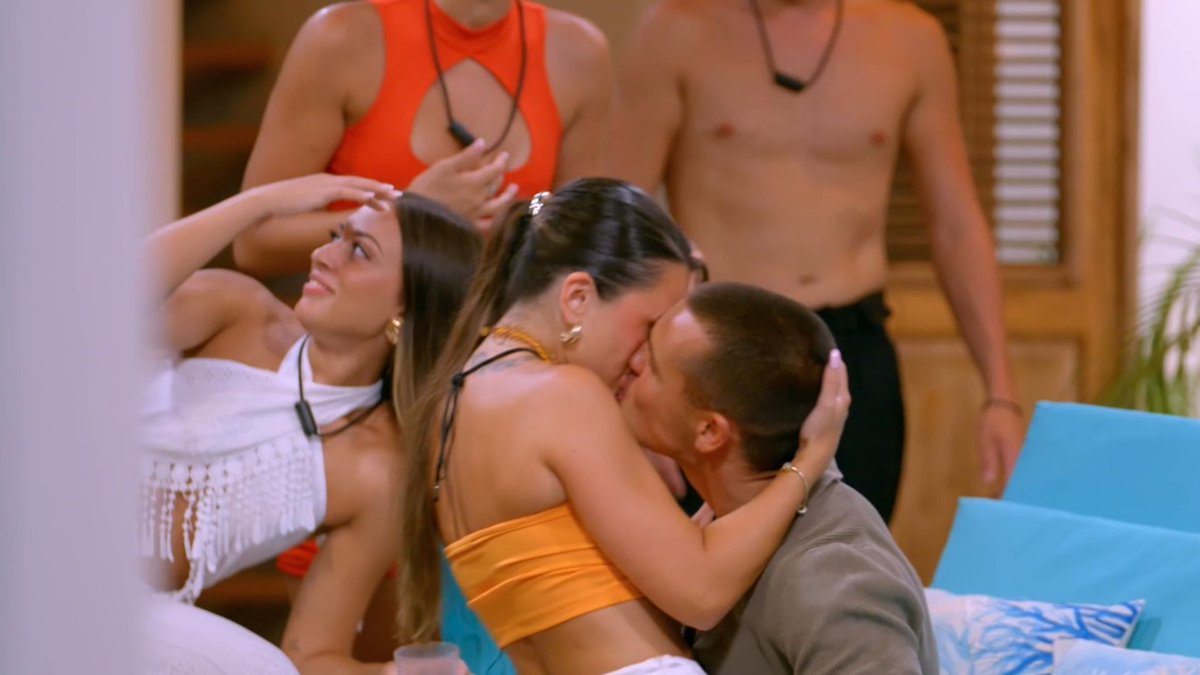 "yo no he hecho nada por joderla"
Rodri: 
 #LaIslaDeLasTentaciones22