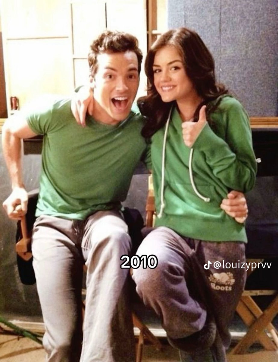littlequeen18g's tweet image. I MIEI EZRIA 🥹❤️
#PrettyLittleLiars