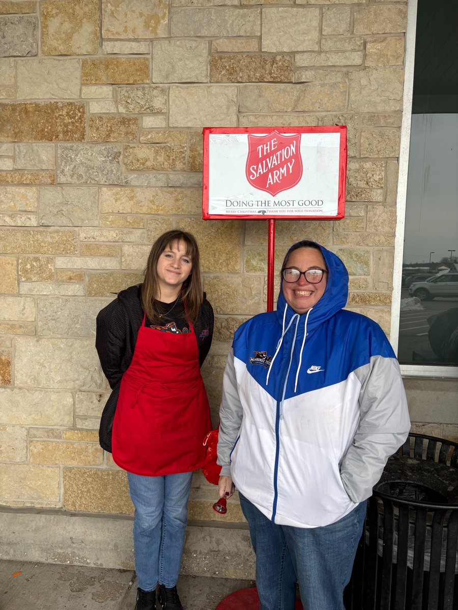 MATC_Athletics's tweet image. Members of the MATC softball team helped collect donations for the Salvation Army!

@TheSal_OC  #ProudToBeMATC #StormersSTRONG #WeAreTheStorm #DoingTheMostGood

Please consider donating online!
oakcreeksa.org