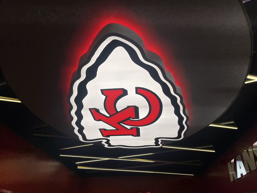 KCMO➡️KCK! 

It is official, the state of Kansas and the Kansas City Chiefs have agreed on plans for a new state of the art DOMED stadium in Kansas.

The plan is to open a $3B stadium in Wyandotte County which will open for the start of the 2031 season. #chiefskingdom <a href="/KWCH12/">KWCH 12 News</a>