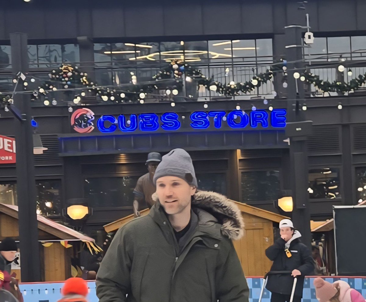 No stream today and Christmas. Spending time with family doing holiday themed things