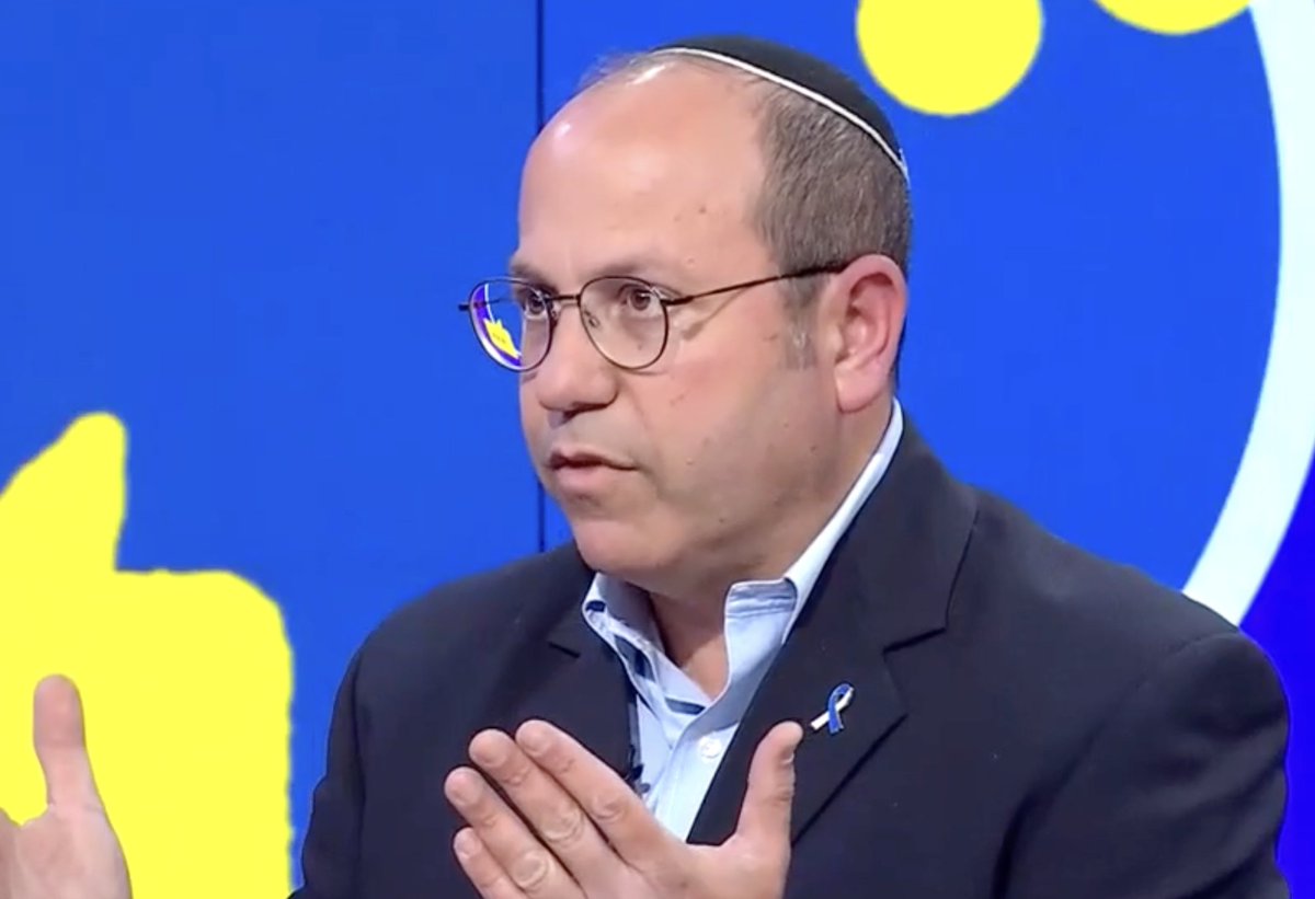 "ישבתי ליד הדלת עד שפתח": אביו של איתן מור על הלילה שבו חזר

לכתבה - c14.co.il/article/140659…

צילום: מסך, עכשיו 14