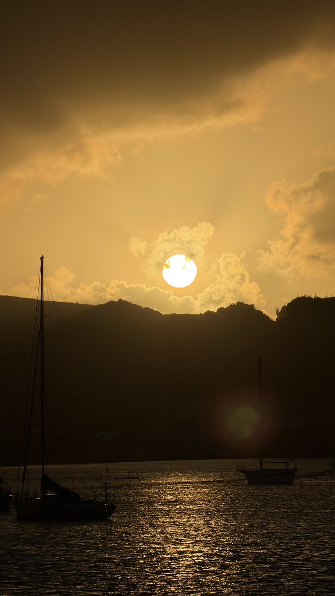 Vive la vida 🫶🏾🇨🇼😍👶🏽👩🏻🙋🏾‍♂️