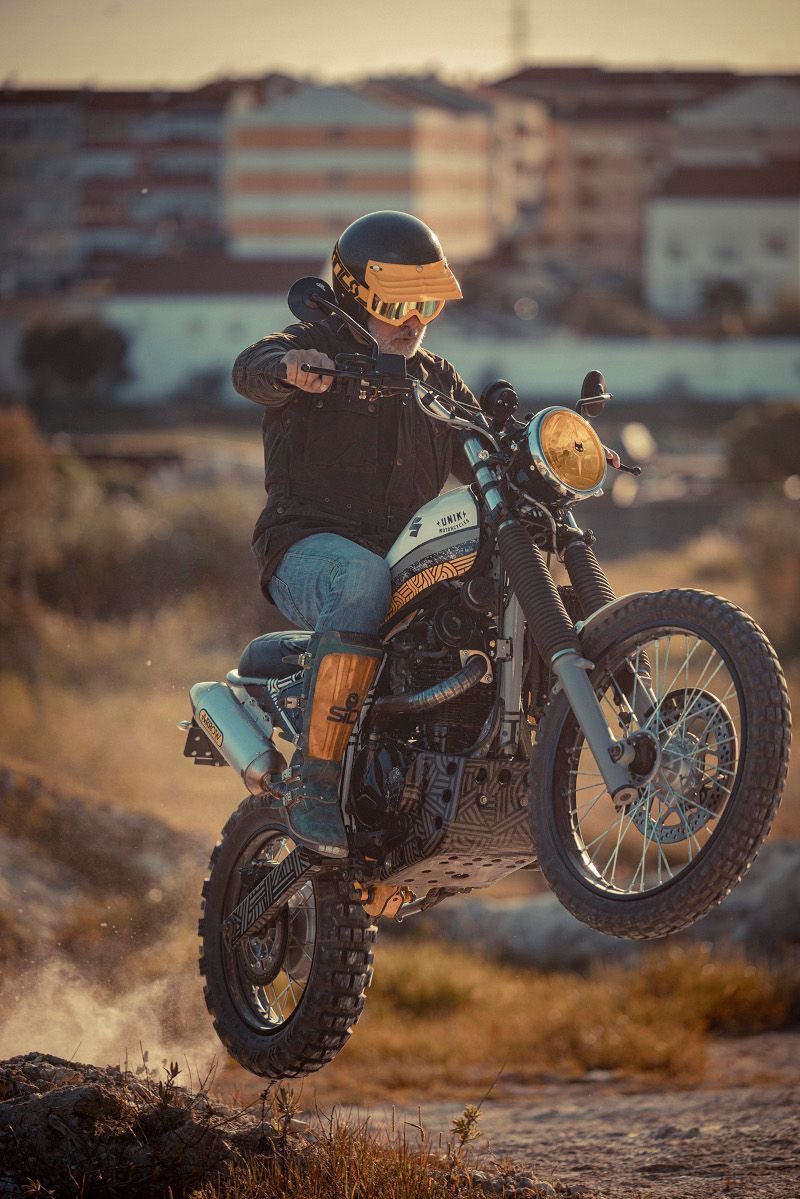 Rutawheels's tweet image. “Donde acaba el asfalto, empieza la libertad.” 

#Ridelife #AdventureRider #TwoWheels