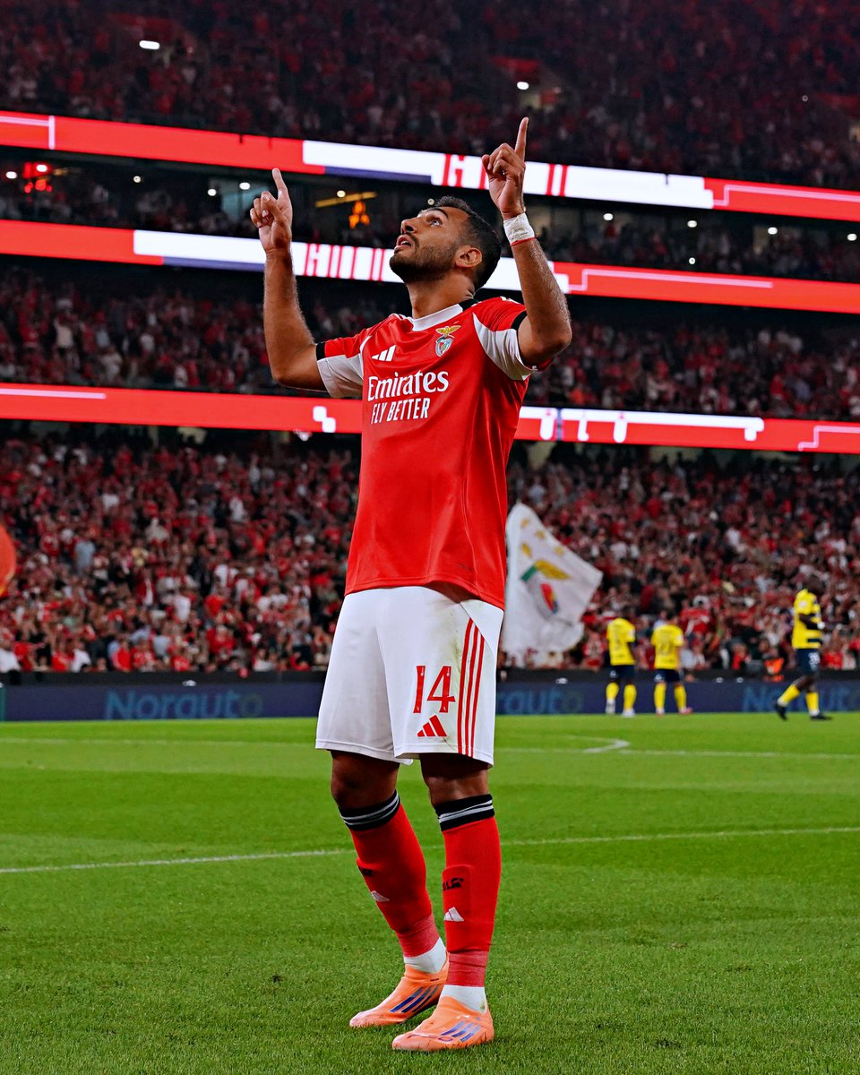 50 golos pelo Benfica.