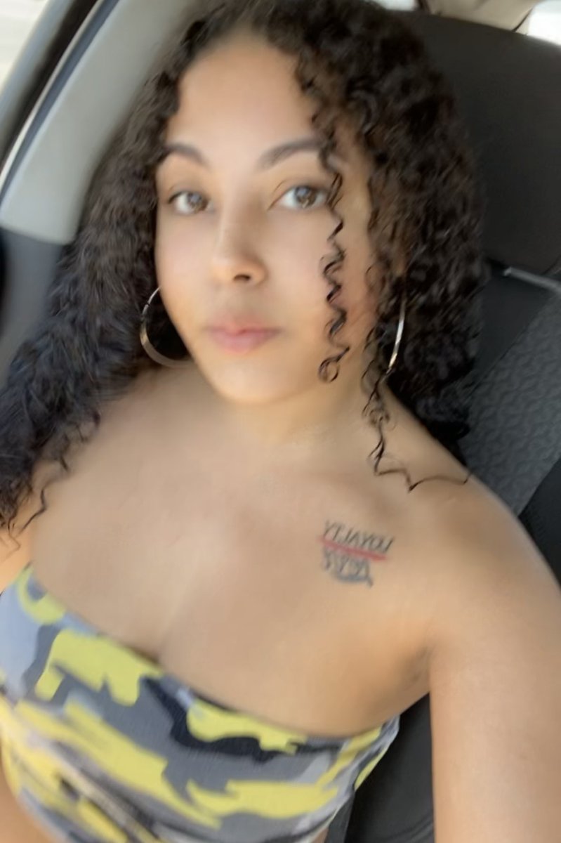 LocaViews's tweet image. blurry but whatever 🤭