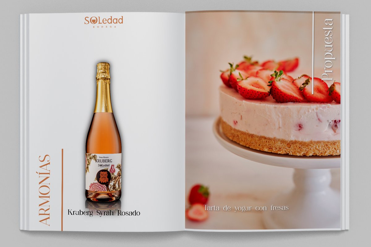 Estos días de fiesta, también hay que disfrutar del dulce y para postres como esta tarta, tenemos Kruberg Rosado, un vino elegante y afrutado que acompañará en tu mesa. Disfrutarás y harás disfrutar.

Puedes comprarlo en bodega y en market.campoyalma.com/products?brand…

#bodegasoledad
