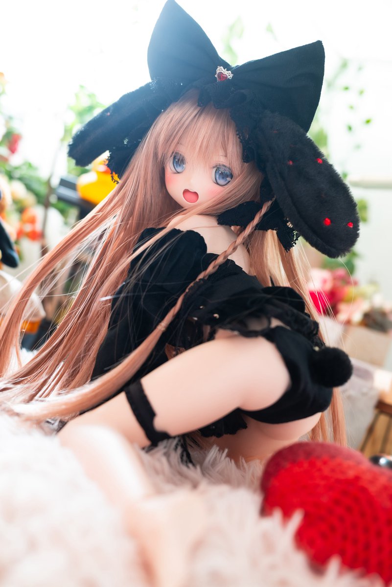 那由『おにぃちゃん❤️那由の可愛い🍑、じっくり見てていいよぉ❤️』

#RonshukaCouture
#MDDはいいぞ