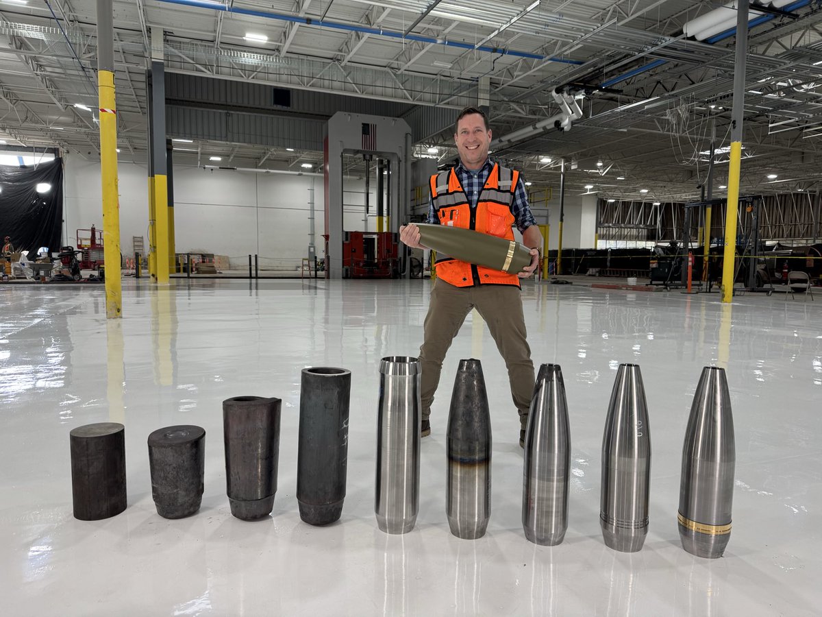 Russell_MFG_USA's tweet image. MVP Monday !!!
Maximum Velocity Prototype!!

Here’s what the UNION team has been grinding out. 

All the steps to form a prototype M107 / 155mm  Artillery Shell

Lots more with to do so that UNION Factory 1 / Line 1 - can pop these out at an eye watering rate. 

Stay tuned!!!