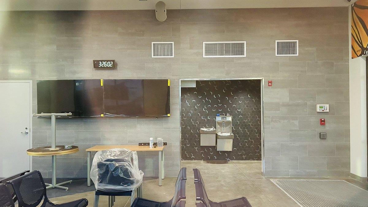 cod1401's tweet image. name that station!