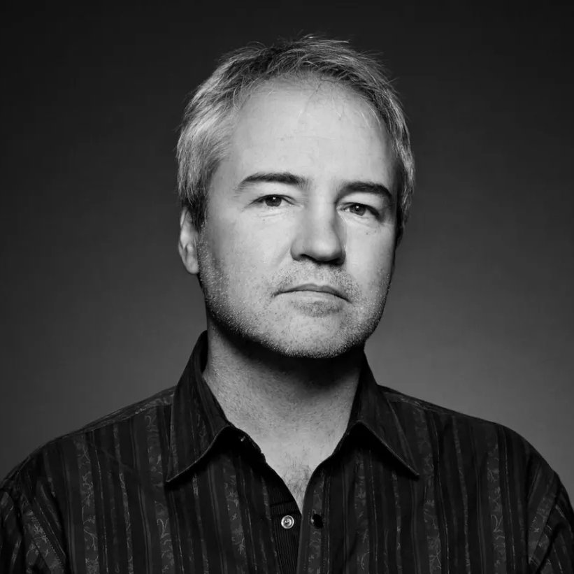 screentime's tweet photo. Vince Zampella has died at the age of 55 from a car accident 

Zampella co-created the Call of Duty franchise and co-founded Infinity Ward and Respawn Entertainment 

Zampella worked on Call of Duty, Titanfall, Apex Legends, Star Wars: Jedi games, and Battlefield https://t.co/QH4ddrkqVK