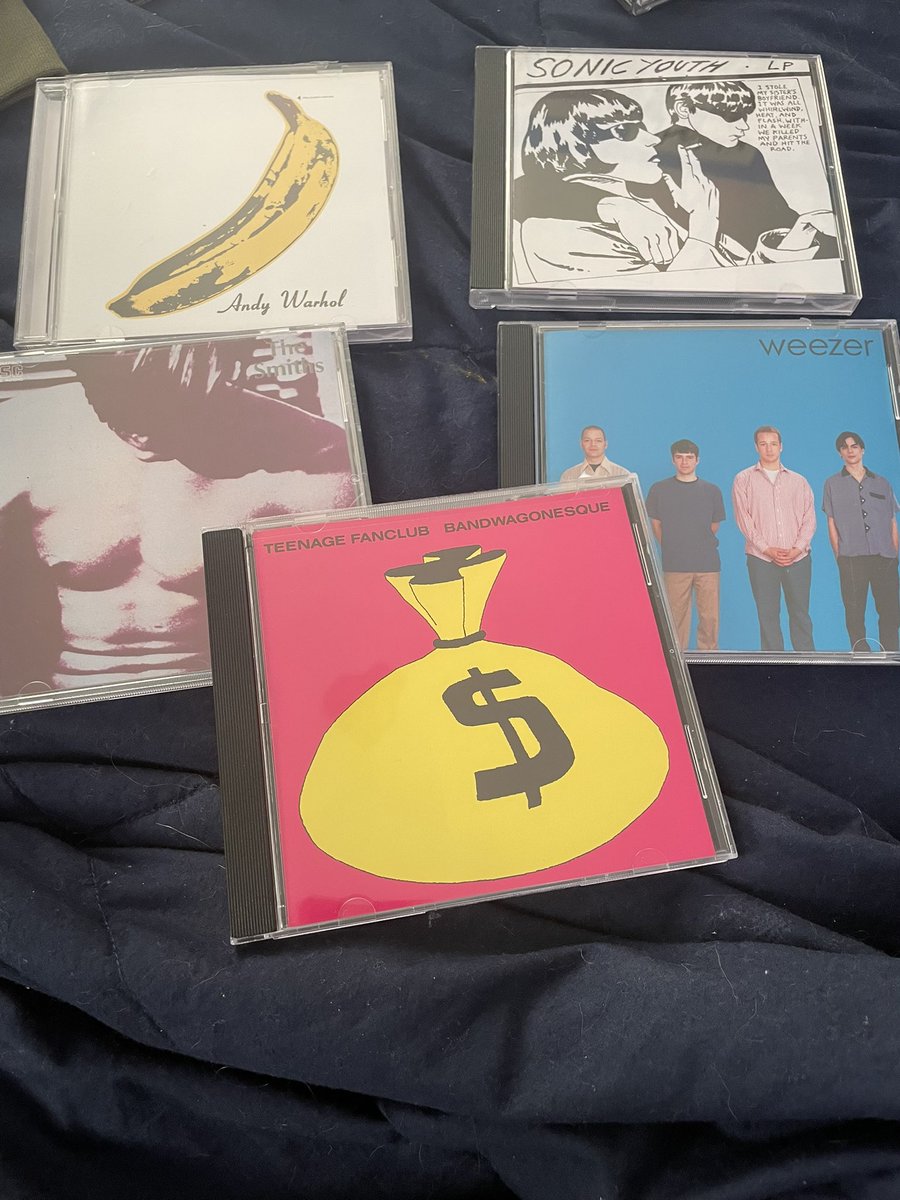 ivan : ) tweet media