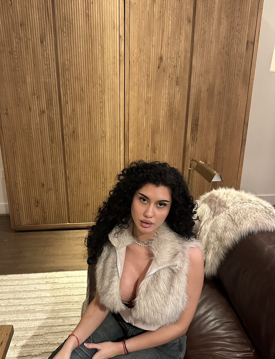 HeavenSentMel's tweet image. 