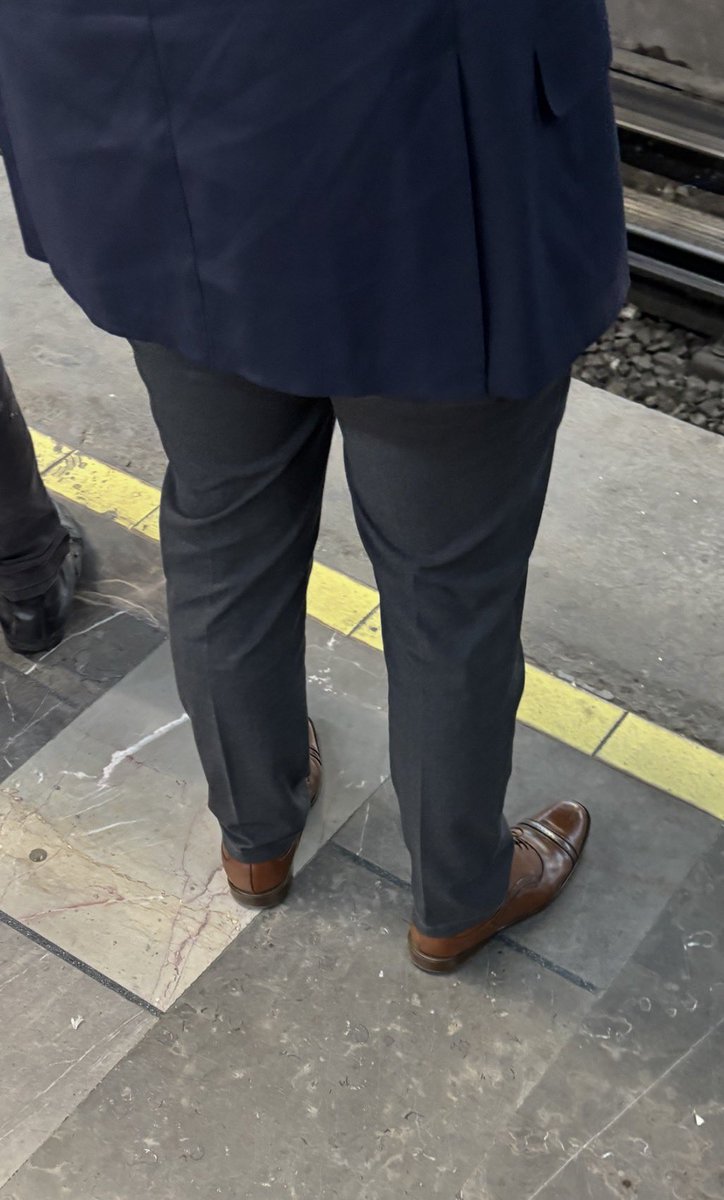 👔

#suit #gay #suitfetish #fetish #sheers #menatplay #morbo #suitedgay #trajeado #shoefetish #gaysuit #gaysuitfetish #cazandoguapos #gaysuit #gaysuitfetish #suit #gay #suitfetish #fetish #sheers #menatplay #morbo #cruising #cruisingcdmx #