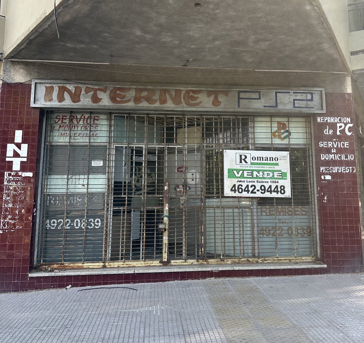 Cómo no voy a ser nostálgico si el ciber de mi adolescencia está cerrado y en venta hace más de 15 años