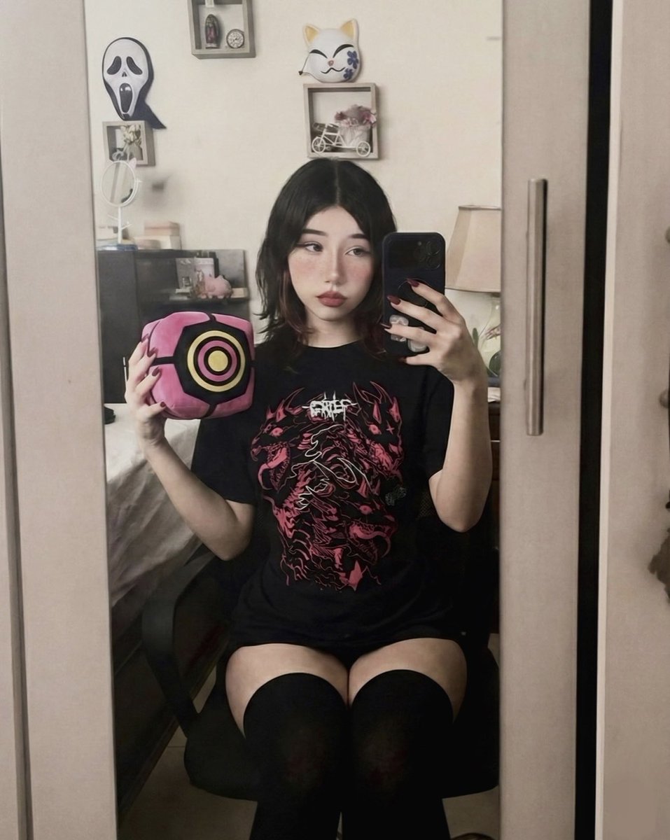 Rena ᗜˬᗜ tweet media